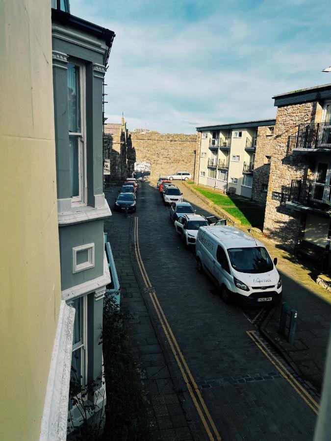 Hotel Caer Menai à Caernarfon Extérieur photo