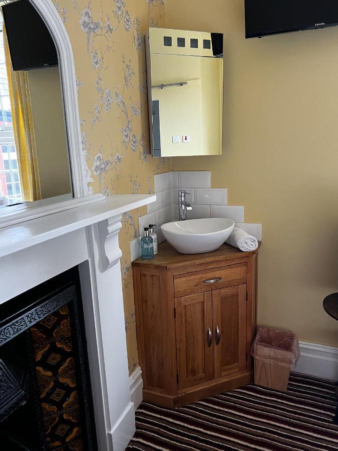 Hotel Caer Menai à Caernarfon Extérieur photo
