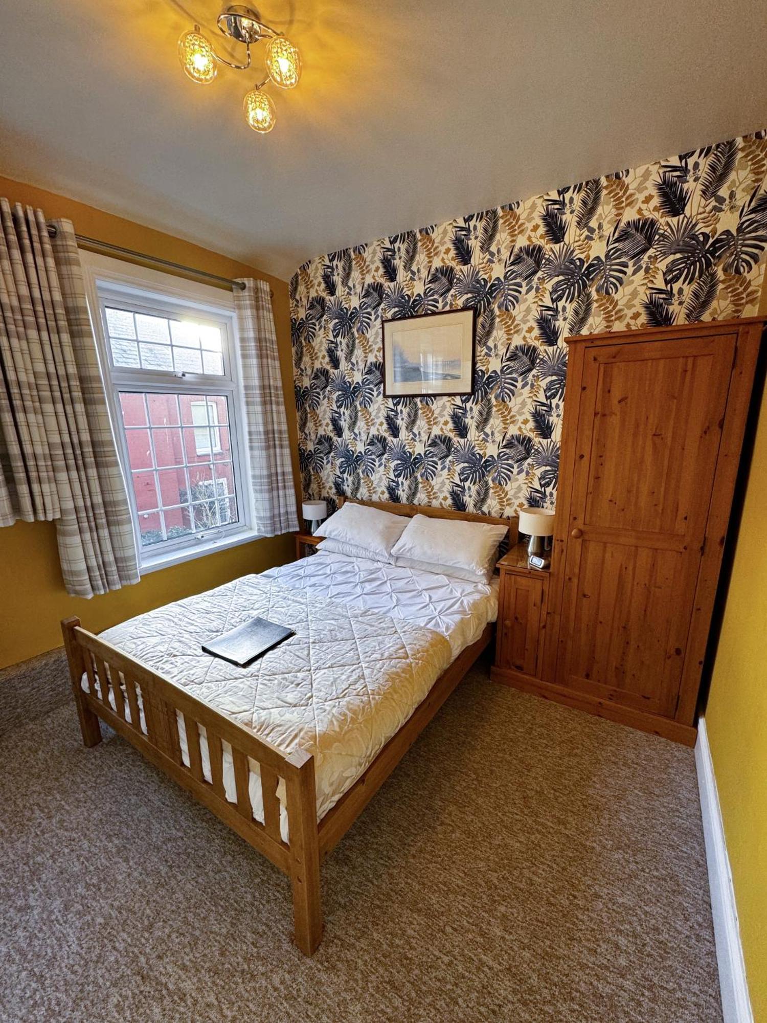 Hotel Caer Menai à Caernarfon Extérieur photo