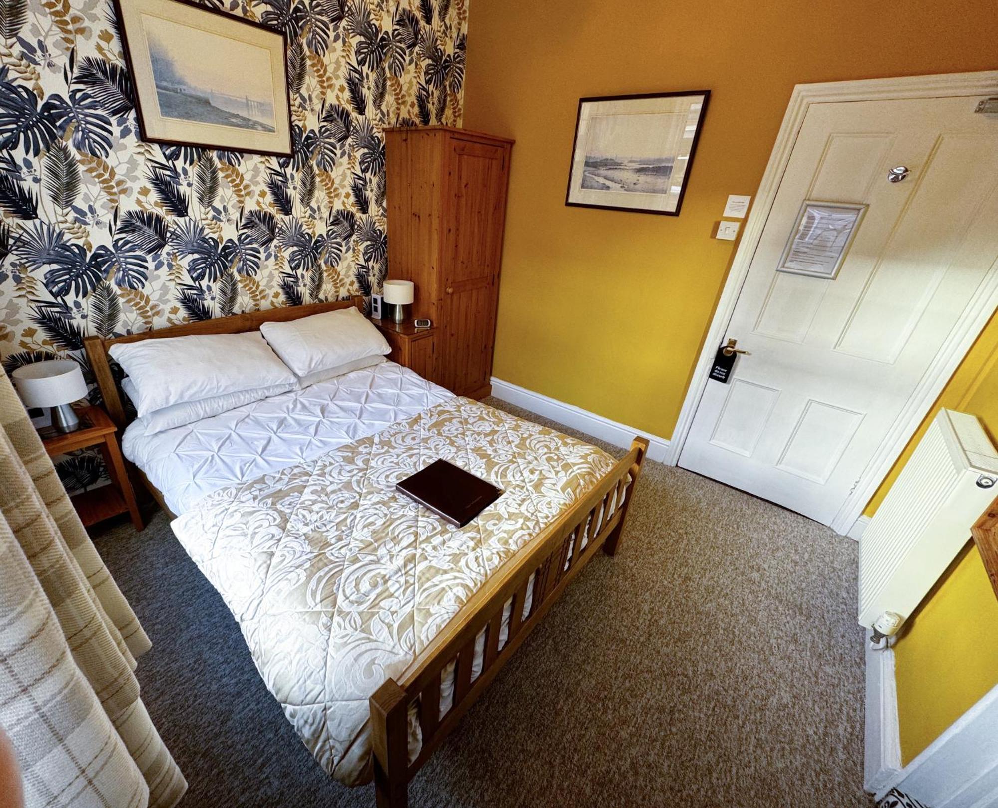 Hotel Caer Menai à Caernarfon Extérieur photo