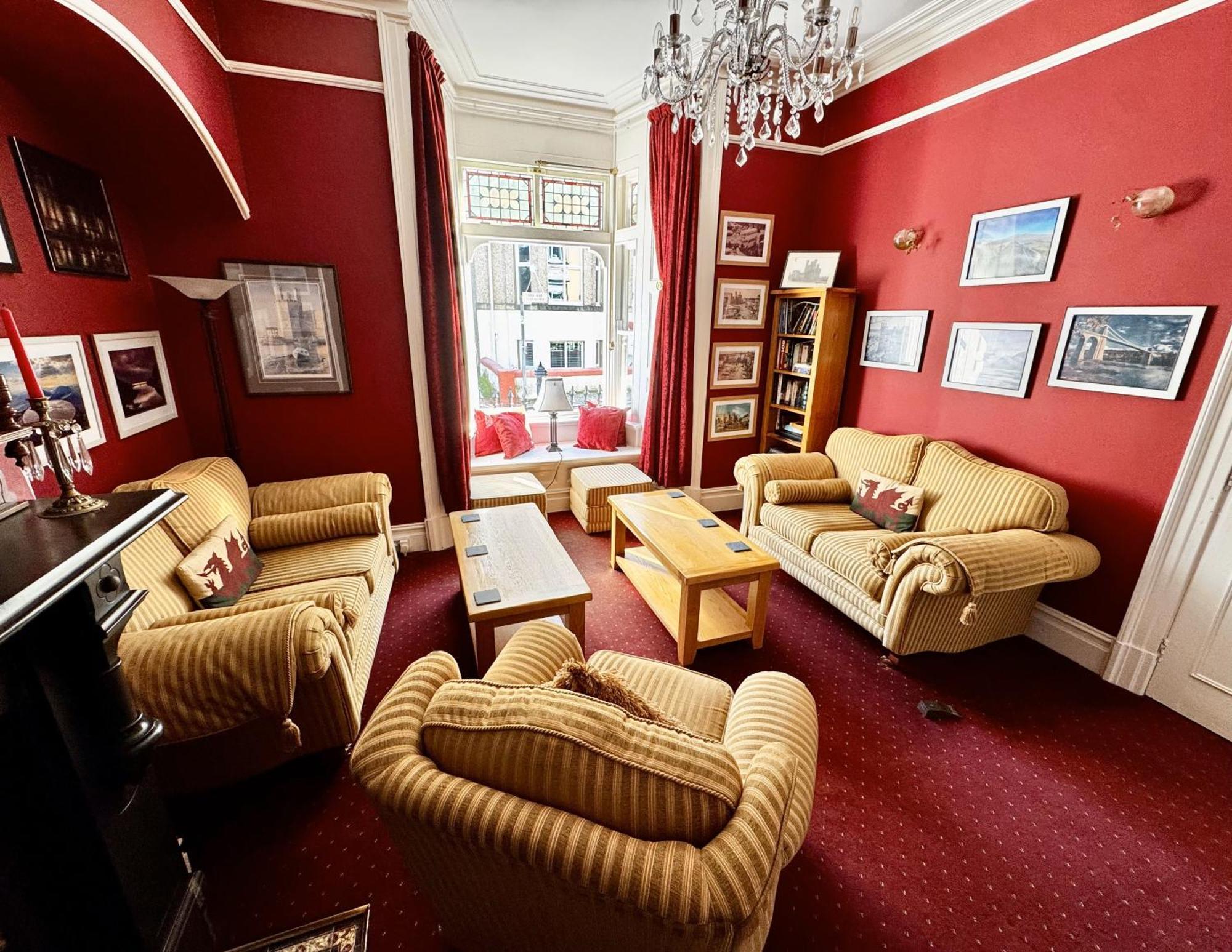 Hotel Caer Menai à Caernarfon Extérieur photo
