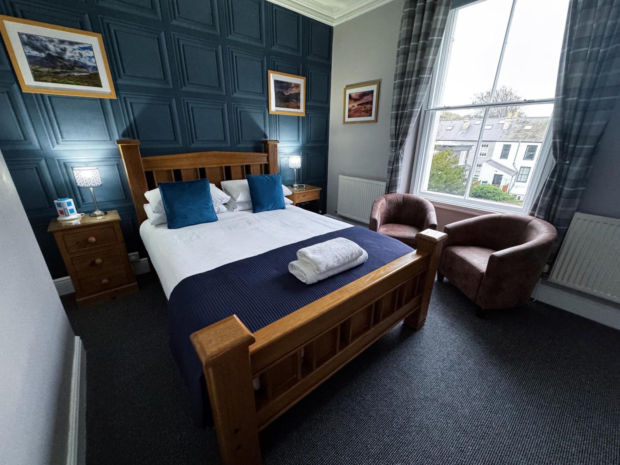 Hotel Caer Menai à Caernarfon Extérieur photo